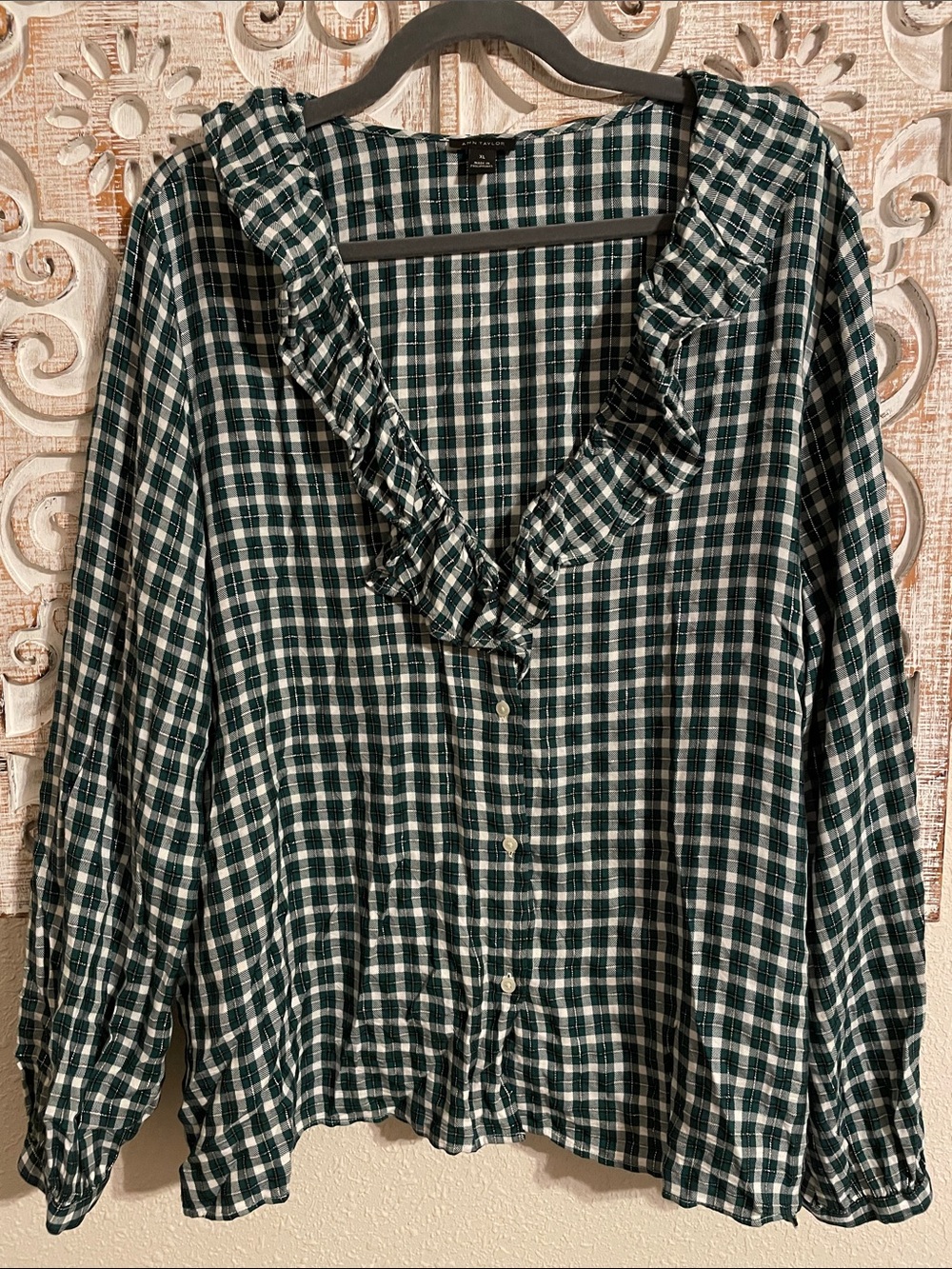 Ann Taylor Green & White Ruffle-Trim Plaid Button-Down Blouse